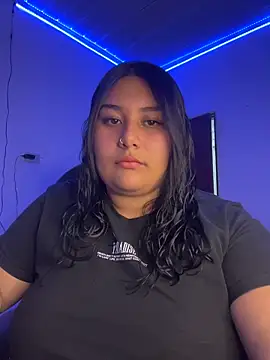 Snapshot of Nicky-222 chatting on February 2026 01:54:02 AM Nicky-222 online show from February 2026 01:54:02 AM