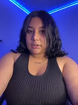 Snapshot of Nicky-222 chatting on February 2026 02:05:01 AM Nicky-222 online show from February 2026 02:05:01 AM