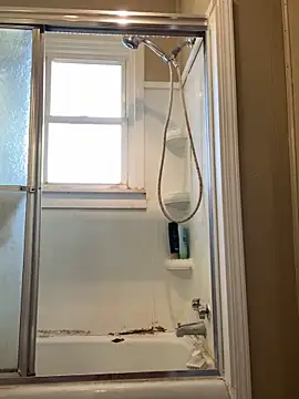 SlimSexxxy69 online show from October 2025 10:40:01 PM