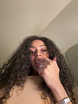 Snapshot of yasmingarcia chatting on October 2025 11:33:02 AM yasmingarcia online show from October 2025 11:33:02 AM