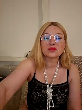 Snapshot of TinaLizxh chatting on May 2026 08:36:01 PM TinaLizxh online show from May 2026 08:36:01 PM