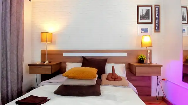 Snapshot of JenniferAuriston chatting on January 2026 09:38:02 PM JenniferAuriston online show from January 2026 09:38:02 PM