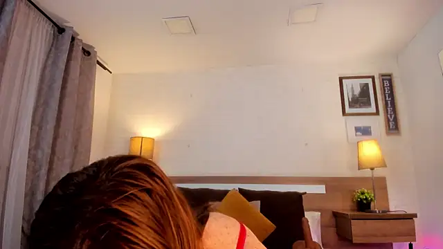 Snapshot of JenniferAuriston chatting on February 2026 07:17:02 PM JenniferAuriston online show from February 2026 07:17:02 PM