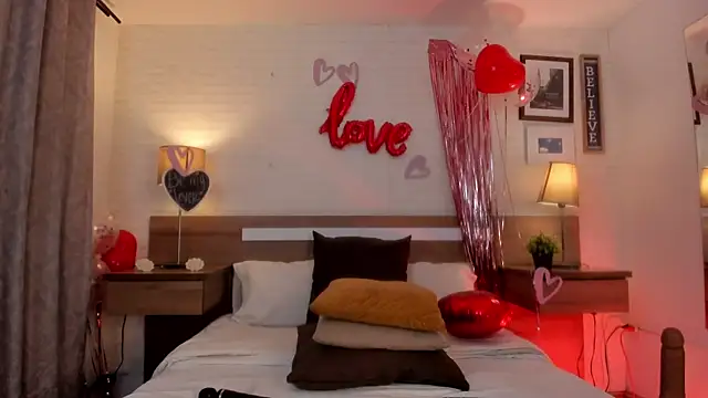 Snapshot of JenniferAuriston chatting on February 2026 07:54:01 PM JenniferAuriston online show from February 2026 07:54:01 PM