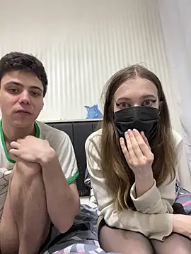 lovburger online show from April 2026 02:52:02 PM