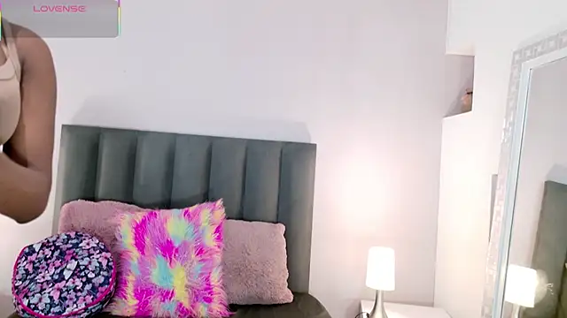 KendraChavez  online show from September 2025 10:10:01 PM