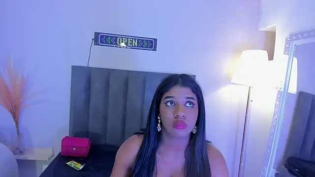 KendraChavez  online show from February 2026 09:31:01 PM