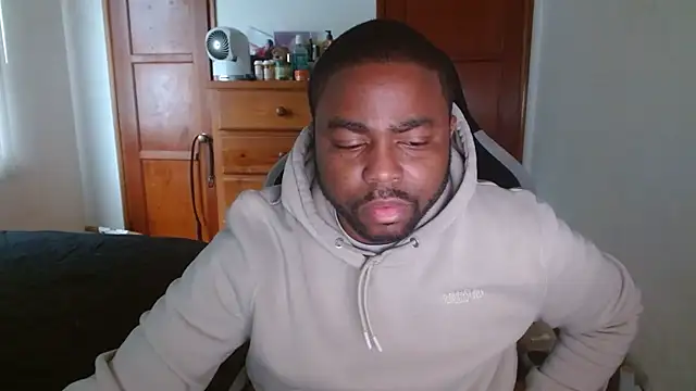 Snapshot of Breadwinnah chatting on November 2025 03:49:01 PM Breadwinnah online show from November 2025 03:49:01 PM