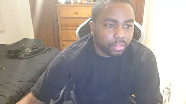 Snapshot of Breadwinnah chatting on December 2025 06:01:02 AM Breadwinnah online show from December 2025 06:01:02 AM