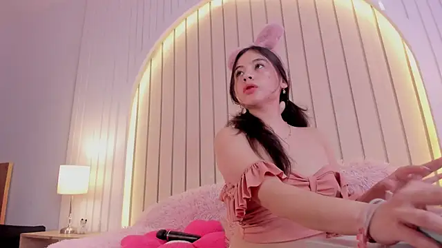 Snapshot of ameliiaa_smith chatting on October 2025 12:50:02 AM ameliiaa smith online show from October 2025 12:50:02 AM