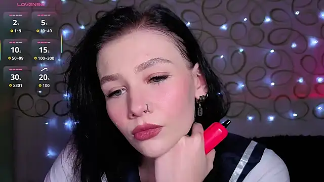 Snapshot of Steffy_Red_Candy chatting on March 2026 08:35:02 PM Steffy Red Candy online show from March 2026 08:35:02 PM