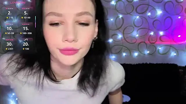 Snapshot of Steffy_Red_Candy chatting on March 2026 08:23:01 PM Steffy Red Candy online show from March 2026 08:23:01 PM