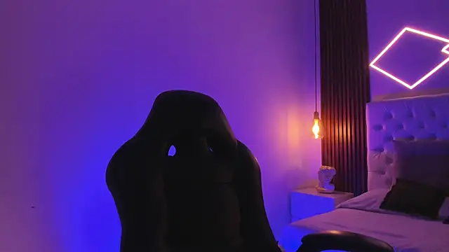 Snapshot of ZamabyCrucie chatting on November 2025 05:28:02 AM ZamabyCrucie online show from November 2025 05:28:02 AM