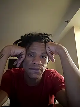 LuisSujilio online show from April 2026 06:43:01 PM