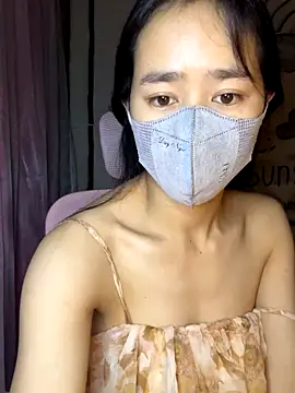 TiNa 04 online show from October 2025 10:43:02 PM