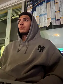 Snapshot of StrokingDaddy4 chatting on October 2025 10:11:01 AM StrokingDaddy4 online show from October 2025 10:11:01 AM