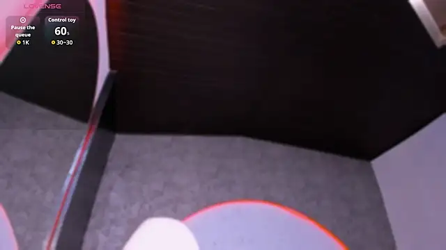 ReinaChloe online show from February 2026 04:12:02 PM