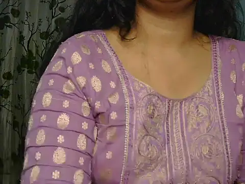 Jennifer 1999 online show from May 2026 05:57:02 AM