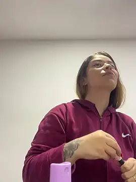 CharlotteBrownn  online show from February 2026 03:29:02 AM