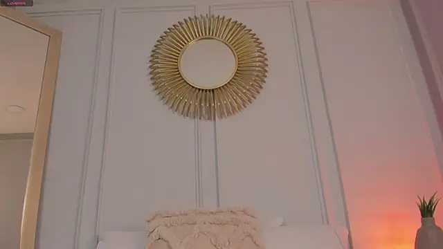 CharlotteBrownn  online show from May 2026 11:34:04 PM