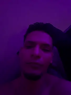 AlessandroKiing online show from April 2026 07:17:02 AM