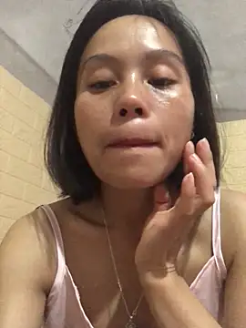 QuingLin online show from September 2025 02:11:02 AM