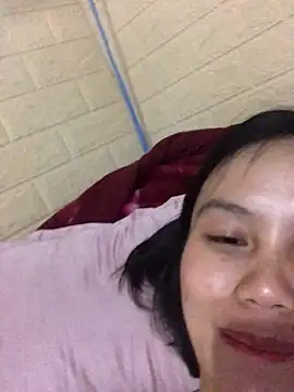 QuingLin online show from September 2025 06:08:02 PM