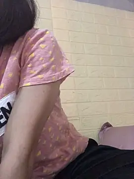 QuingLin online show from September 2025 08:02:02 AM