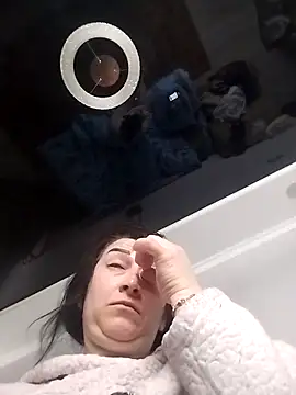 Snapshot of Funny_Karina chatting on February 2026 05:27:02 AM Funny Karina online show from February 2026 05:27:02 AM