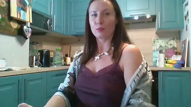 Snapshot of ALICAINWONDERLAND chatting on November 2025 04:40:01 PM ALICAINWONDERLAND online show from November 2025 04:40:01 PM