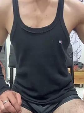 coupleyug online show from May 2026 06:14:02 PM