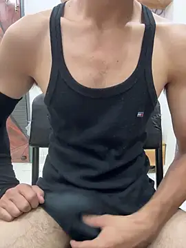 coupleyug online show from May 2026 07:37:02 AM