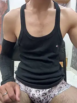 coupleyug online show from June 2026 10:35:01 AM