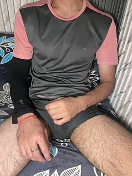 coupleyug online show from July 2026 02:24:01 PM