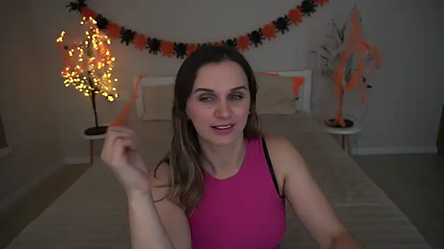 Snapshot of SofiSoft chatting on October 2025 06:15:02 AM SofiSoft online show from October 2025 06:15:02 AM