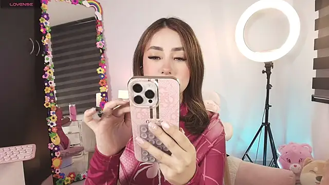 justonecute online show from July 2026 02:09:02 AM