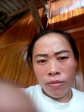 Snapshot of CoMay003 chatting on September 2025 06:38:01 AM CoMay003 online show from September 2025 06:38:01 AM