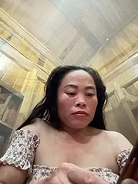 Snapshot of CoMay003 chatting on October 2025 04:59:02 PM CoMay003 online show from October 2025 04:59:02 PM