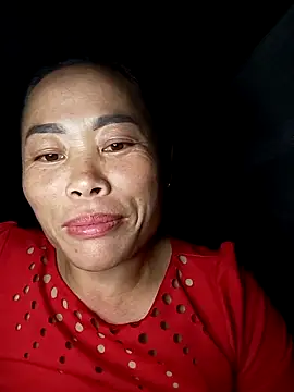 Snapshot of CoMay003 chatting on October 2025 02:25:01 PM CoMay003 online show from October 2025 02:25:01 PM