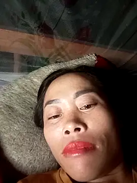 Snapshot of CoMay003 chatting on October 2025 01:22:02 PM CoMay003 online show from October 2025 01:22:02 PM