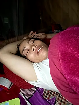 Snapshot of CoMay003 chatting on October 2025 05:52:01 PM CoMay003 online show from October 2025 05:52:01 PM