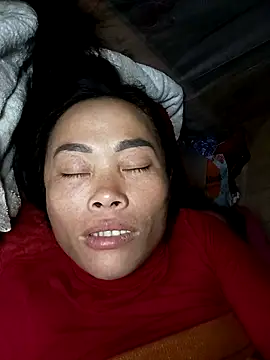 Snapshot of CoMay003 chatting on October 2025 01:48:02 PM CoMay003 online show from October 2025 01:48:02 PM