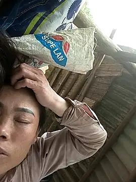 CoMay003 online show from April 2026 06:22:01 AM