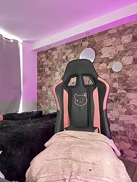 samiacooper25 online show from March 2026 12:27:02 PM