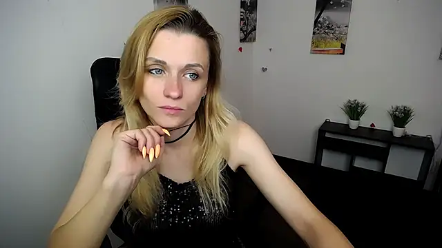 PeppyMia online show from October 2025 06:10:01 AM