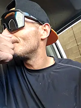 Snapshot of Romance32 chatting on October 2025 08:20:01 PM Romance32 online show from October 2025 08:20:01 PM