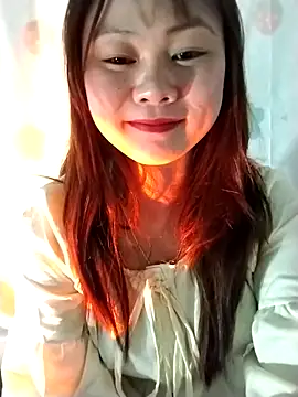 Snapshot of Sisi_dy01 chatting on April 2026 11:44:02 PM Sisi dy01 online show from April 2026 11:44:02 PM