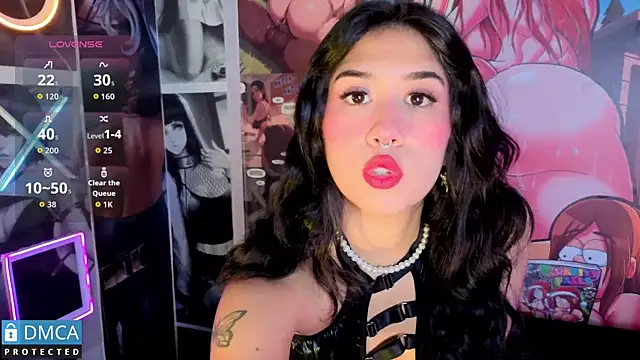 Snapshot of sofia_sstone chatting on October 2025 11:31:02 AM sofia sstone online show from October 2025 11:31:02 AM