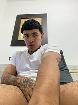 TysonAn online show from November 2025 04:56:01 AM