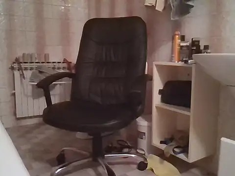 Snapshot of bdsmfreaks12 chatting on November 2025 03:55:01 PM bdsmfreaks12 online show from November 2025 03:55:01 PM